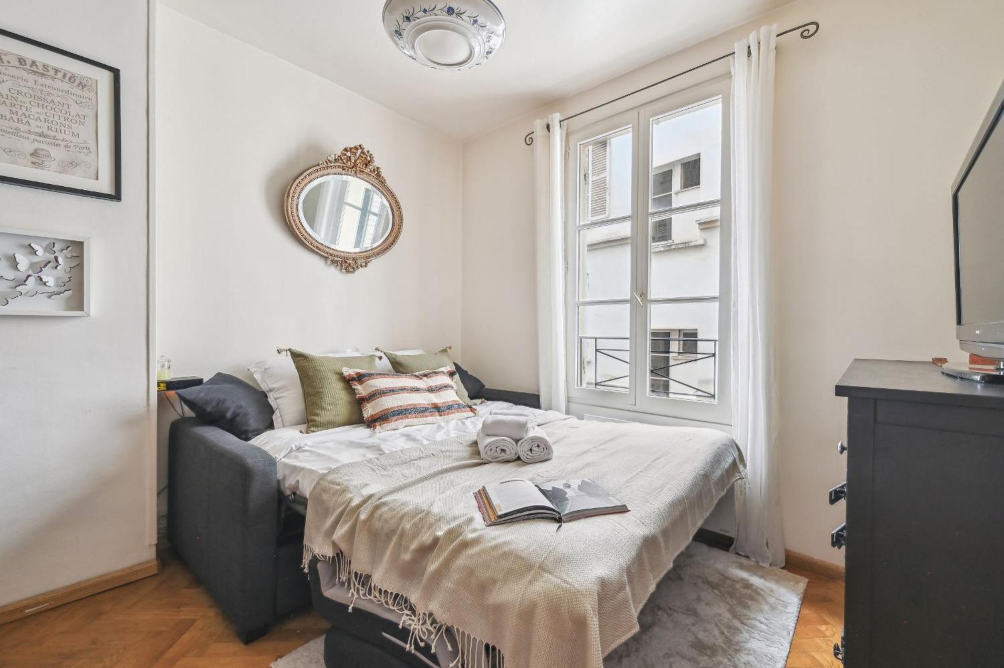 Eiffel Tower & Hotel Des Invalides - 1Br - Cityapartmentstay Париж Екстериор снимка