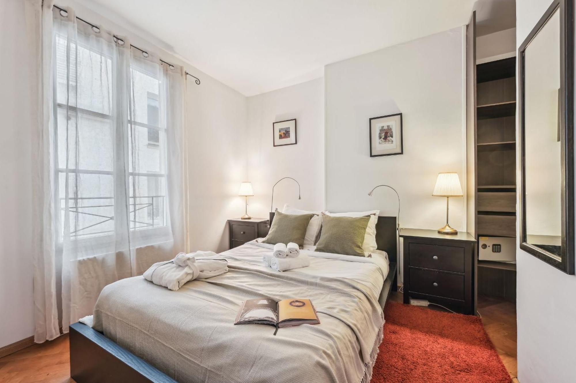 Eiffel Tower & Hotel Des Invalides - 1Br - Cityapartmentstay Париж Екстериор снимка